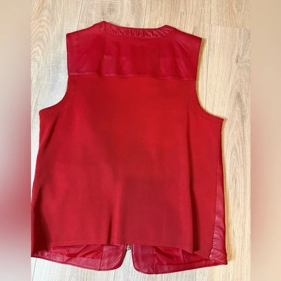 Peter Nygård Women’s Red Genuine Leather Zip Vest Size L Pockets, Stretch Back - Picture 14 of 14